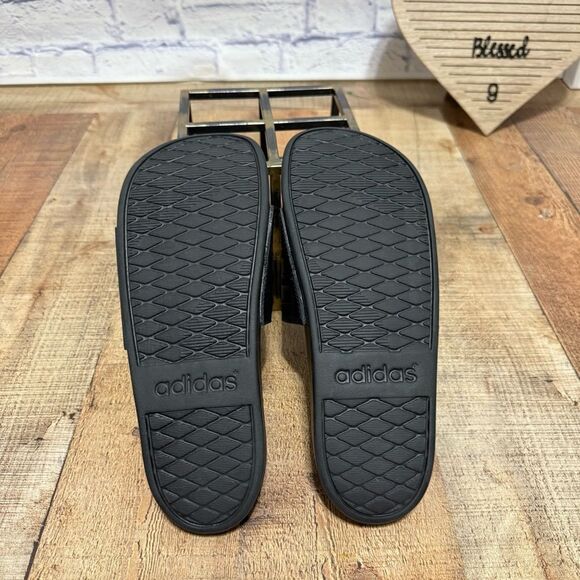 ADILETTE COMFORT SLIDES black main image 8